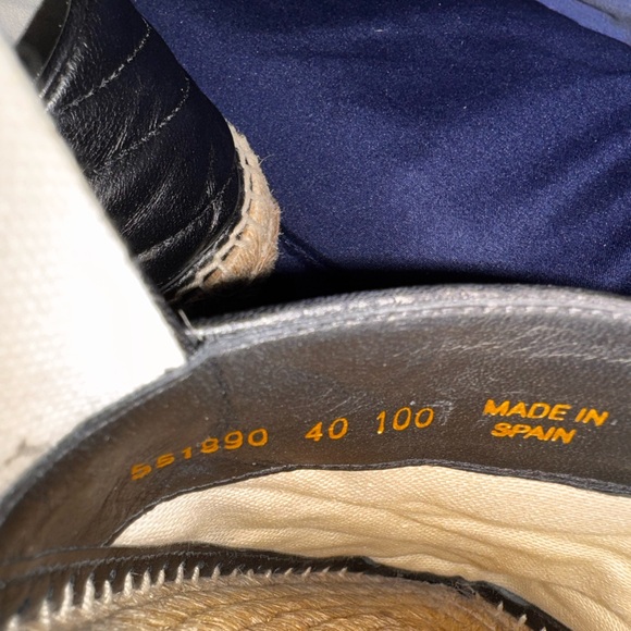 Authentic Gucci
Women's Black Pilar Ballet Quilted Leather Flatform Espadrilles - Picture 7 of 9